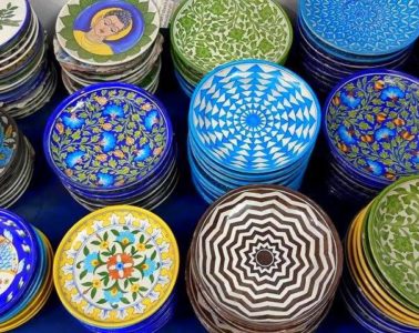 Jaipur Blue pottery on display outside a shop near Jal Mahal